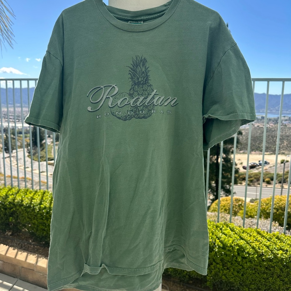 Green Roatan, Honduras Short Sleeve Tee